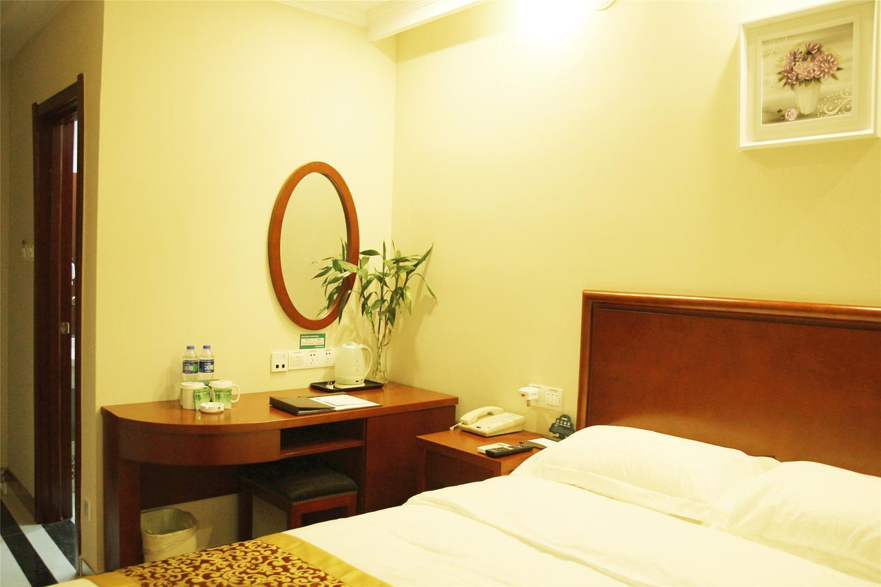 Greentree Inn Jiangsu Wuxi Jiangyin Zhouzhuang Shiji Avenue Business Hotel Екстериор снимка