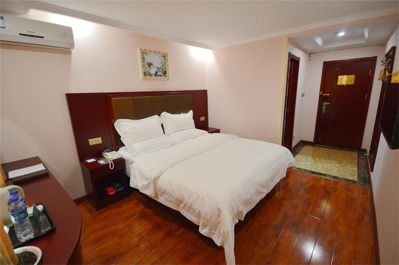 Greentree Inn Jiangsu Wuxi Jiangyin Zhouzhuang Shiji Avenue Business Hotel Екстериор снимка